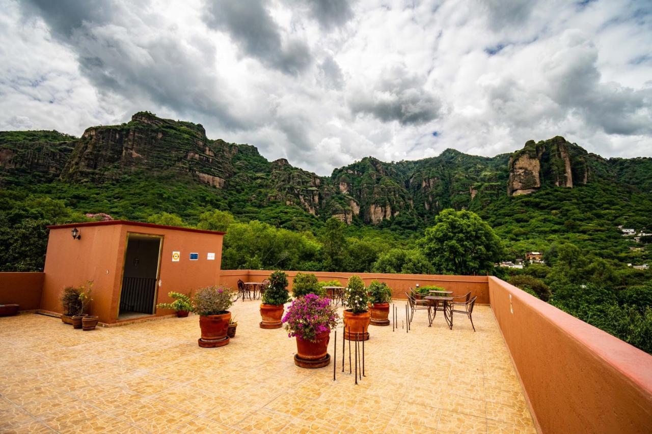 Hotel La Pirámide del Tepozteco Tepoztlán Exterior foto